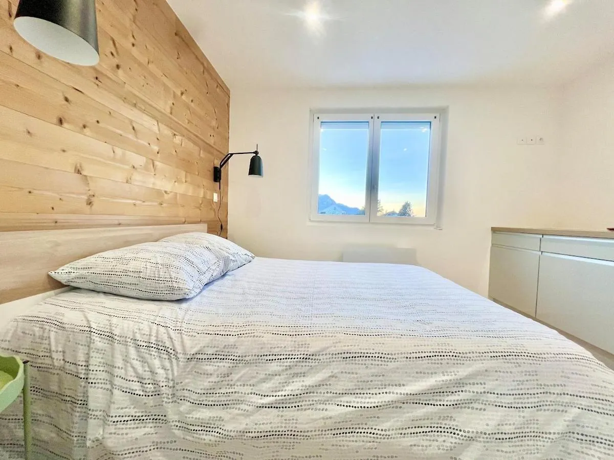 Appartement Confortable Balcon Cluses