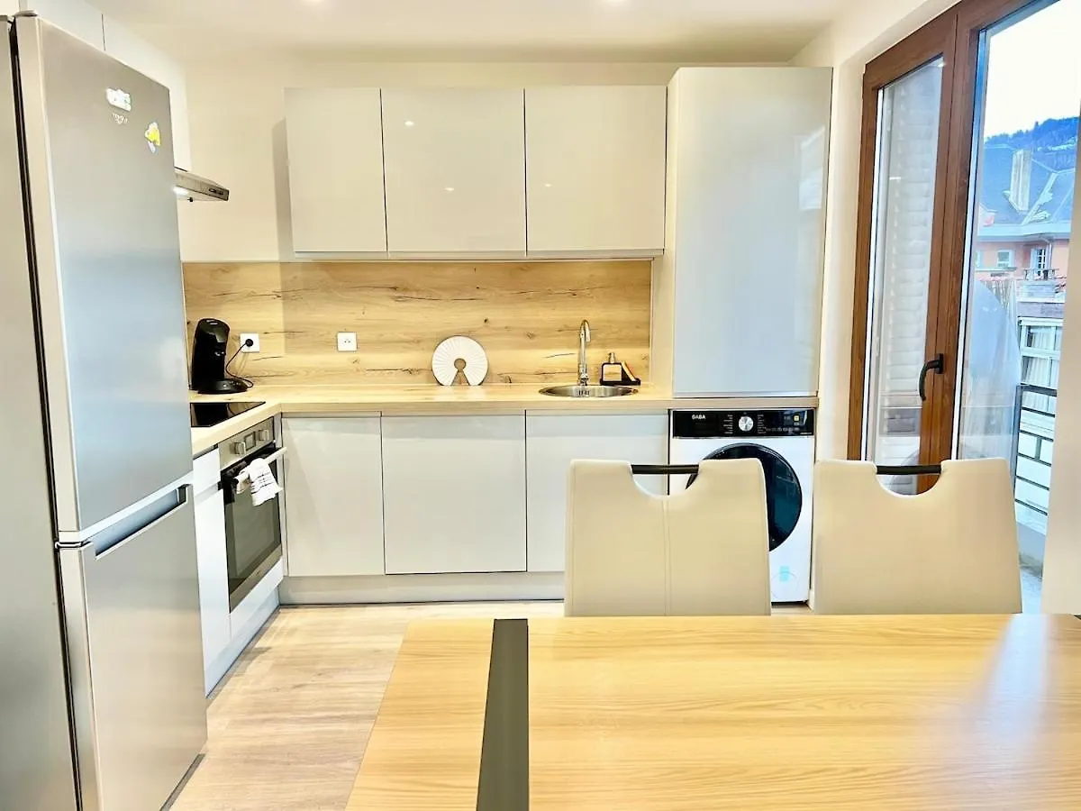 Lejlighed Appartement Confortable Balcon Cluses